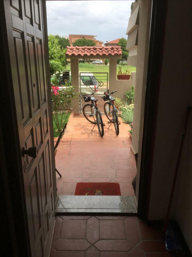 B&B Filomena Santa Giusta Exterior photo